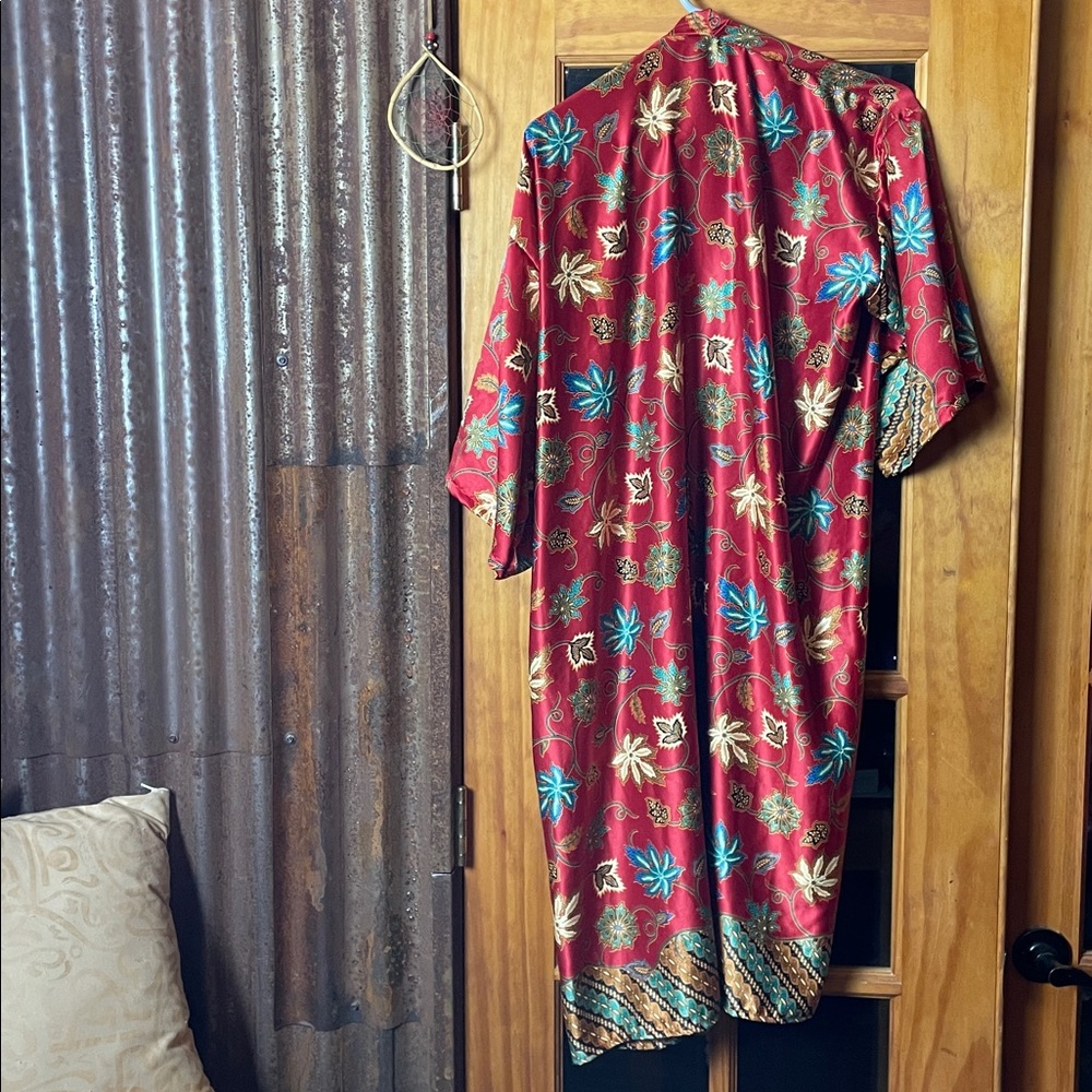 Handmade 100% Pure SILK Floral Red Kimono Robe, OS - Picture 6 of 6